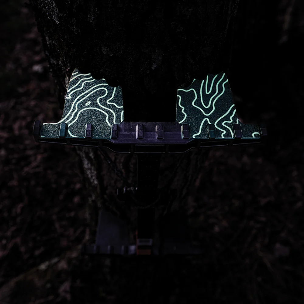 Latitude Carbon SS Illuminators